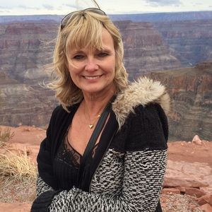 Meet your Posher, Deb